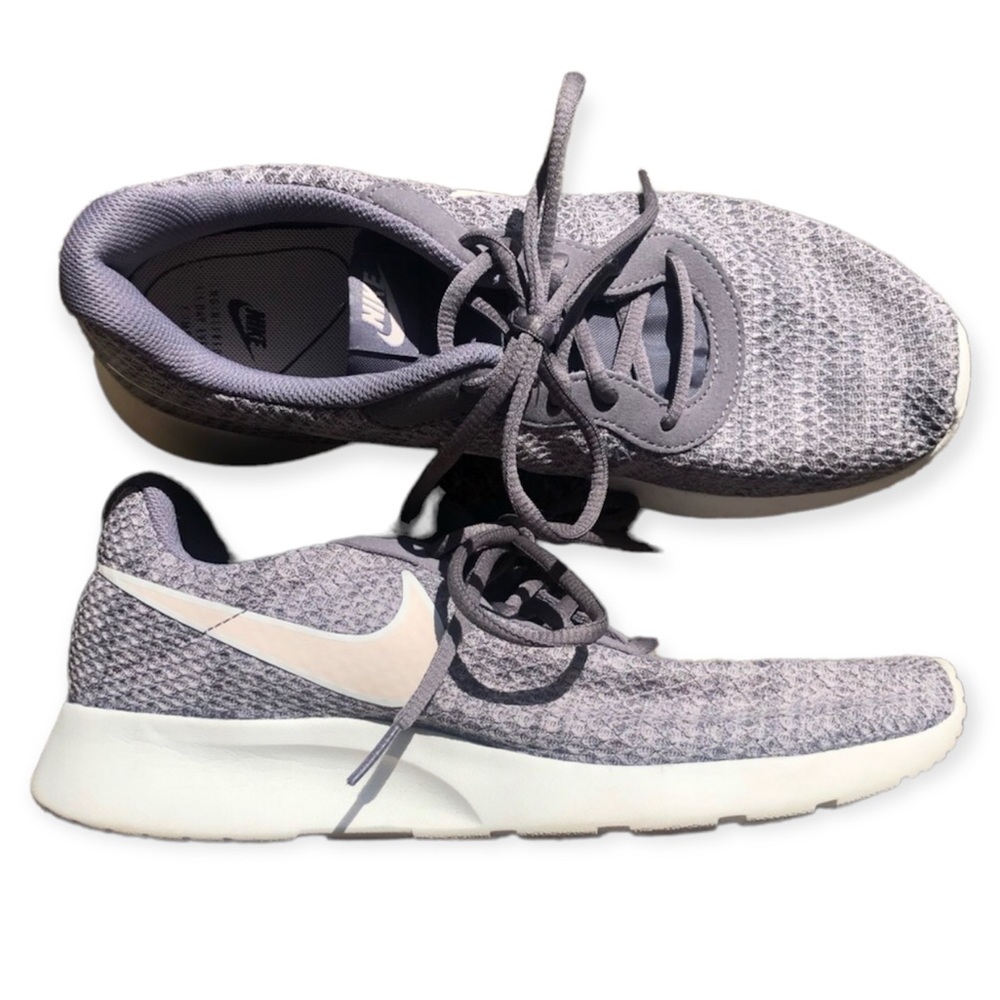 Nike Tanjun Premium Gunsmoke Guava Ice